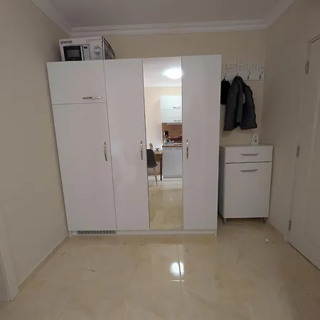 Viktorsapartment Daire *